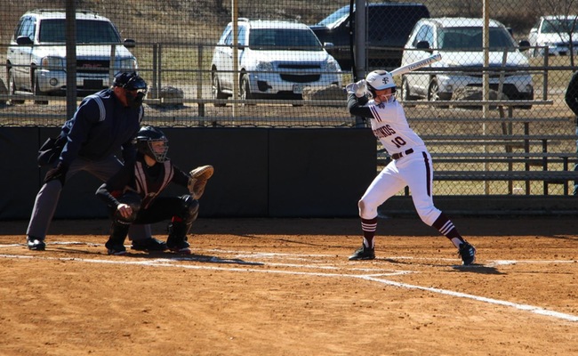 Softball Sweeps North Arkansas
